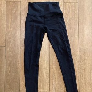 Alo High Rise Airbush Legging